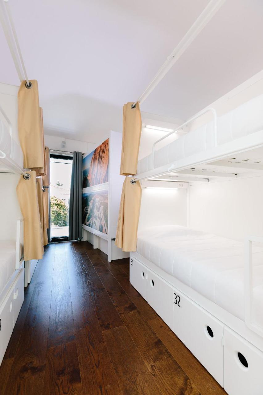 Lisbon South Hostel อัลมาดา ภายนอก รูปภาพ