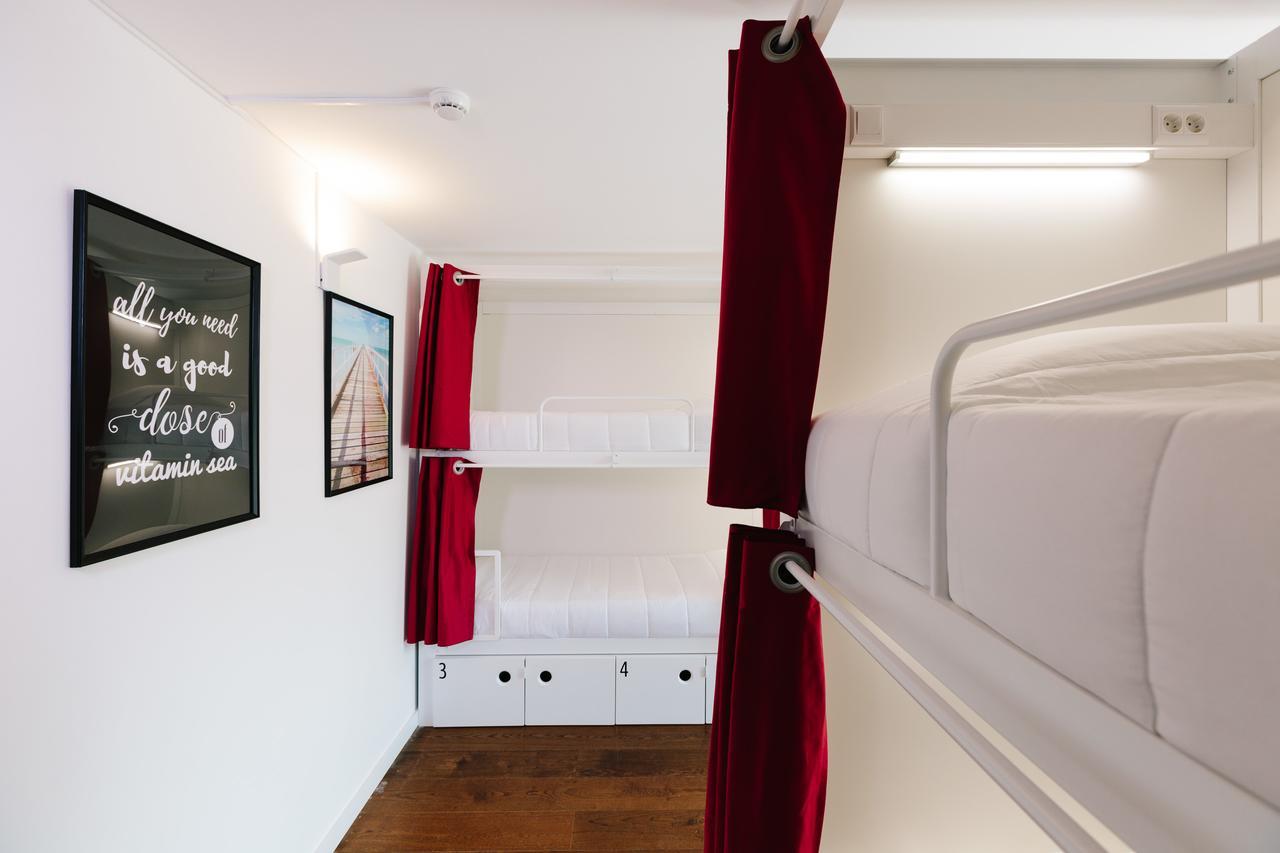 Lisbon South Hostel อัลมาดา ภายนอก รูปภาพ