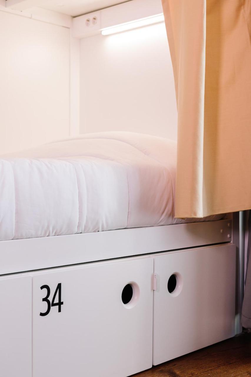 Lisbon South Hostel อัลมาดา ภายนอก รูปภาพ