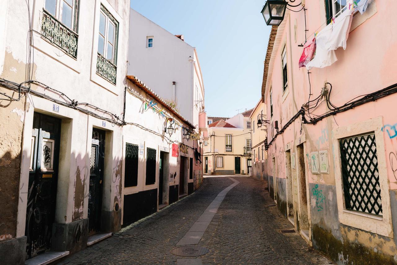 Lisbon South Hostel อัลมาดา ภายนอก รูปภาพ