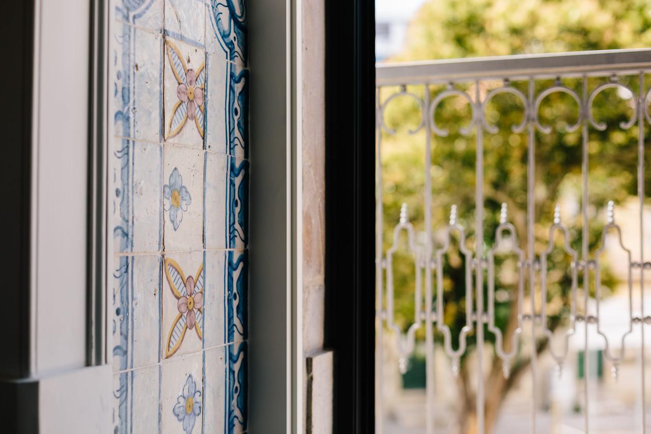 Lisbon South Hostel อัลมาดา ภายนอก รูปภาพ